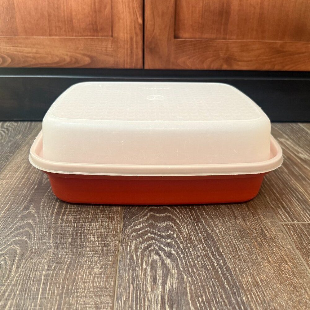 Tupperware Meat Marinade Storage Container - Paprika